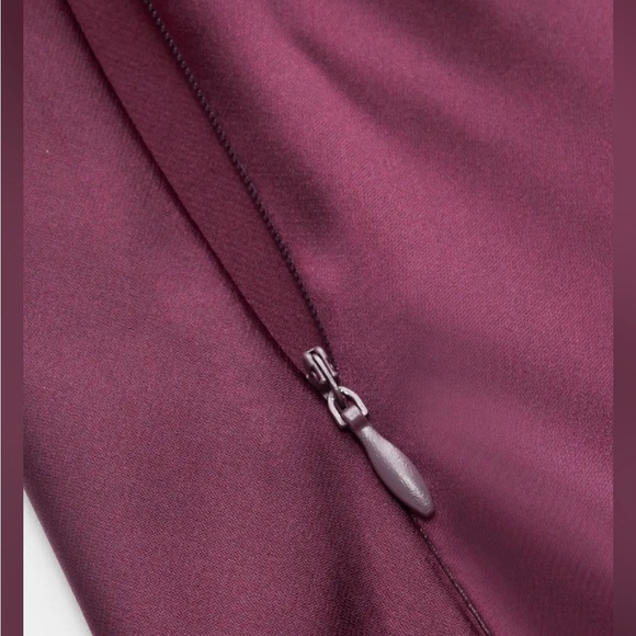 Cider SATIN HALTER NECKLINE BACKLESS MAXI DRESS XS EX5-15 - Picture 3 of 7